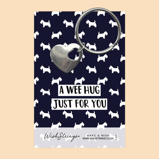 A Wee Hug - HEART KEYRING - J221